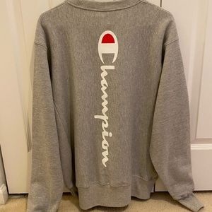 Champion Sweatshirt